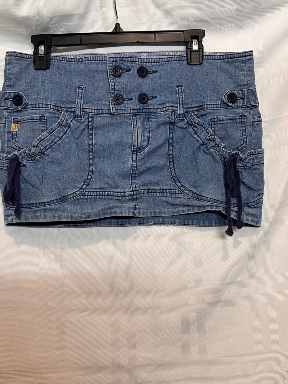 Vintage Y2K Low Rise Denim Micro Mini Skirt Cargo Utility
Style Blue